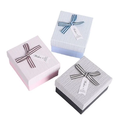 קופסת מתנה ליום השנה לזוג